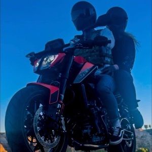 Meet your Posher, Michael